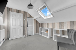 Photo 17- click for photo gallery